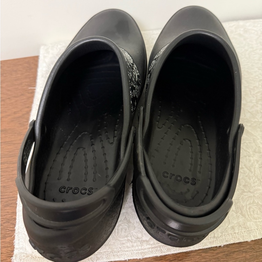 CROCS Black Mules with Decorative White Floral Strap - Picture 4 of 8